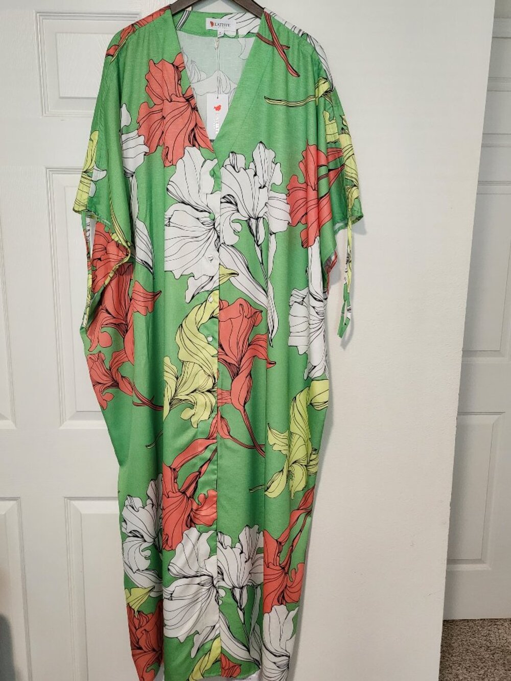 NWT L'Atiste by Amy Green Floral Button Front Kimono Caftan Dress M